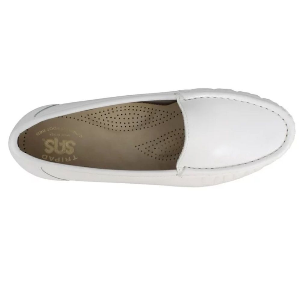 SAS Simplify Slip On Loafer in Classic White Size 7